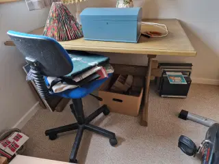 Spisebord eller skrivebord