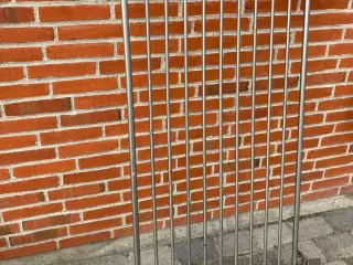 Låge/dør i rustfri stål til eks. Hundegård mm.