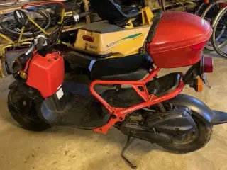 Knallert Honda Zoomer 