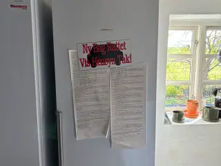 Skabs fryser sælges 1 år gl