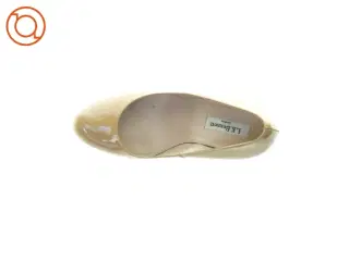 Stiletter fra L. K. Bennet (str. Syvogtredve en halv)