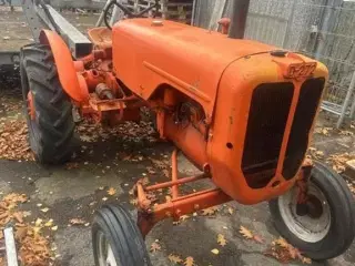 Allis-Chalmers D272