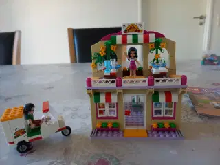 Lego Friends Heartlake Pizzeria 