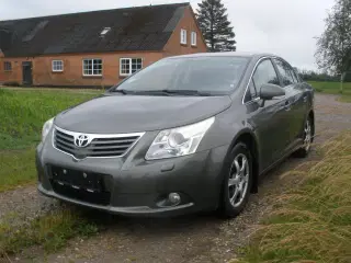 Toyota Avensis 1,8I 4 dørs