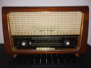 Gammel RFT radio