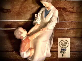 * Bing & Grøndahl; Dickies Mama - Mor og søn (1642