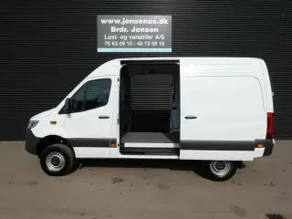 Mercedes-Benz Sprinter 319 2,0 CDI A2 Select 4X4 9G-Tronic 190HK Van 9g Aut.