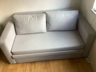 Sovesofa i lysegrå