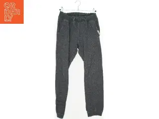 Grå sweatpants med lommer fra Name It (str. 152)