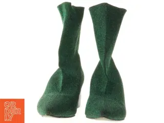Grønne glimmersko fra A Pair (str. 37 )