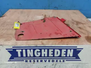 Massey Ferguson 690 Sideskærm L. 1680997M92