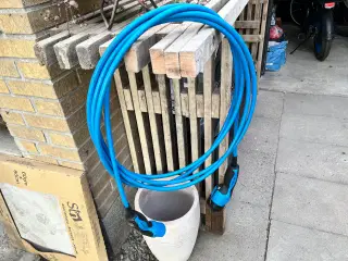 Lade kabel til E-bil.  