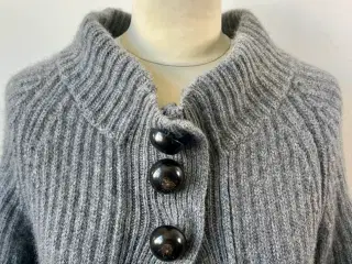 Heartmade / Julie Fagerholt, cashmere cardigan, 42
