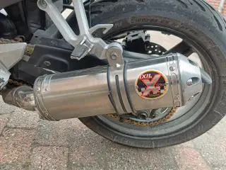 Suzuki SV 1000
