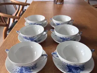 Royal Copenhagen / Blå Blomst bouillonkopper