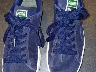 Puma sneakers