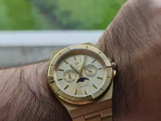 Scorpion Herreur i Guld Design m. Moonphase & Dato