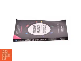 Webs of Influence: the Psychology of Online Persuasion af Nathalie Nahai (Bog)