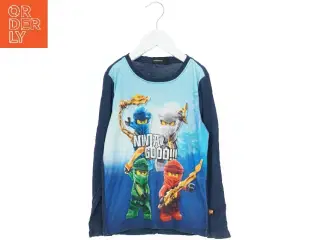 Lego Ninjago langærmet T-shirt fra Lego (str. 122)