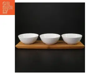 Cabaretfad i træ med 3 skåle