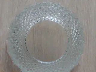 Glas skål fra før 1972