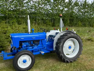 Fordson Super Dexta