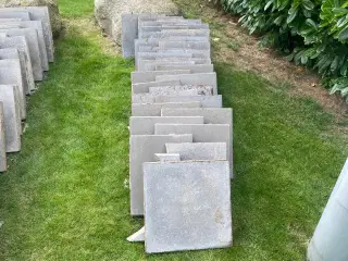 40x40 fliser ca 500 stk. - ER TAGET OP