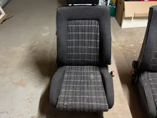 Bilsæder til VW Golf 2