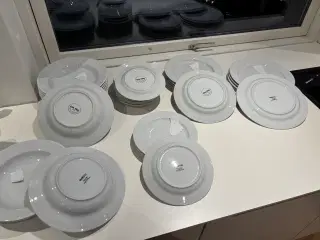 Eva Trio legio tallerkener