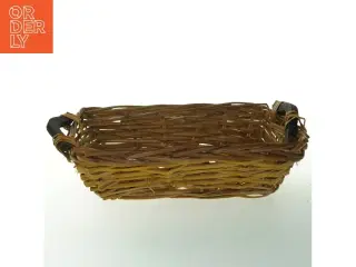 Rektangulær flettet kurv (str. 27x13 cm)