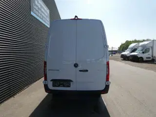 Mercedes-Benz Sprinter 317 2,0 CDI A4 H2 RWD 9G-Tronic 170HK Van Aut.