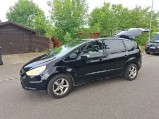 Ford S-MAX 2,0 Ambiente