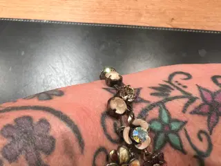 Smukt pilgrim armbånd