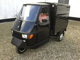 Piaggio Ape Van 25km år 2022