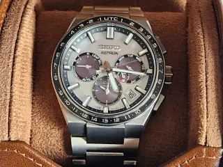 Seiko Astron SSH107