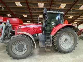 MF 7495 4WD