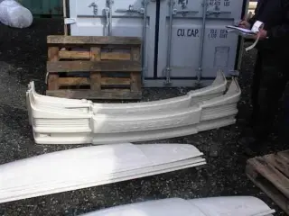 Hobby Nederst til gaskasse.