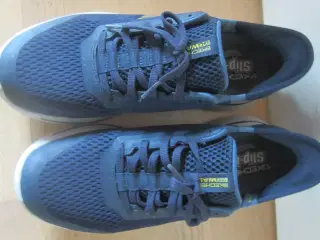 Fine som nye Skechers slip-inn herresko str 42