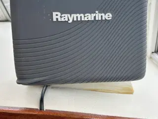 Raymarine KORTPLOTTER med kort