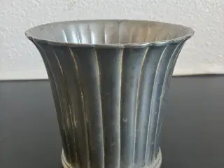 Just Andersen 2353 tin vase 