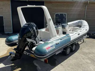 Valiant 750 med 250 hk Verado