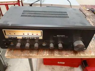 Sharp Stereo Ampflier, model DM-1122.
