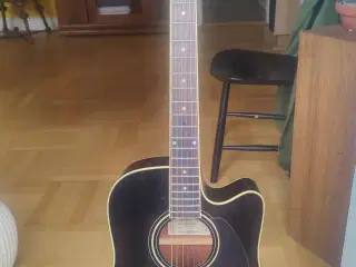 Western Guitar, med aktiv pickup