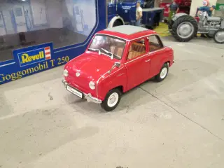 Goggemobil T 250   Revell  1:18