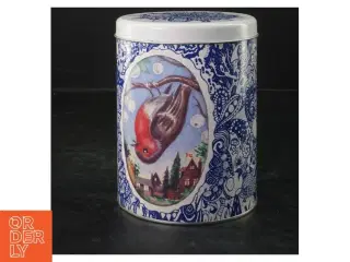 Irma Kunstdåse nr. 30 Julie Nord med fuglemotiv (str. 14,5x11 cm)