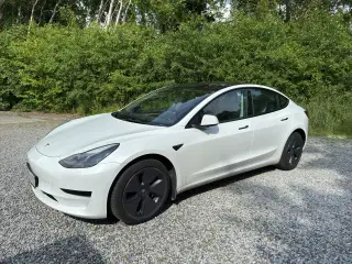 Tesla Model 3  RWD