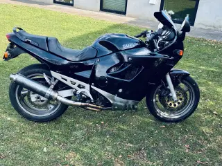 Suzuki Gsx 600f