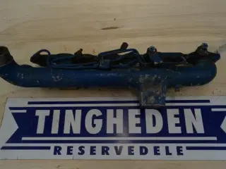 Ford 7710 Indsugnings Manifold E0NN9425AA