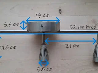 Spotlight med tre justerbare ledlys fra IKEA
