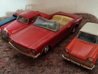 Gamle model/legtøj's biler